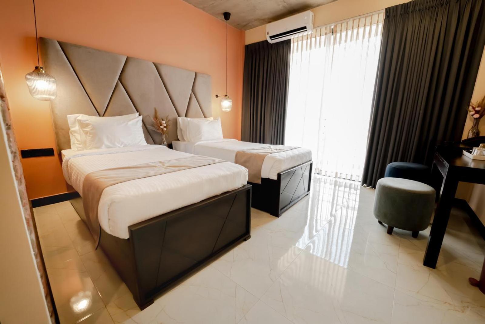 Limeshine - Airport Transit Hotels & Residences Katunayaka Kültér fotó